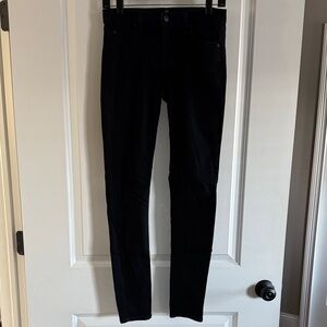 Just Black Women's Skinny Jeans - Black